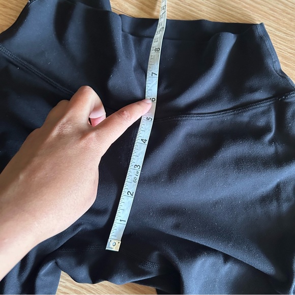 P’Tula Black Curve Athletic Leggings Medium - Picture 8 of 11